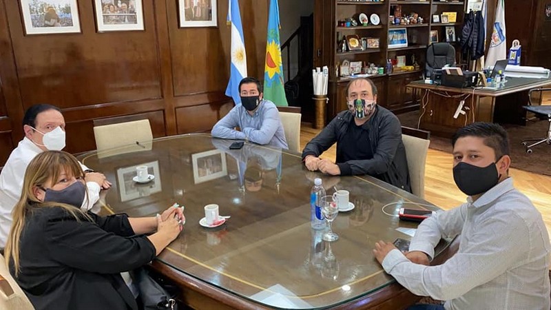 El secretario General Carlos Quintana y el secretario de Interior Hernán Rossi se reunieron con el intendente de Malvinas Argentinas Leonardo Nardini