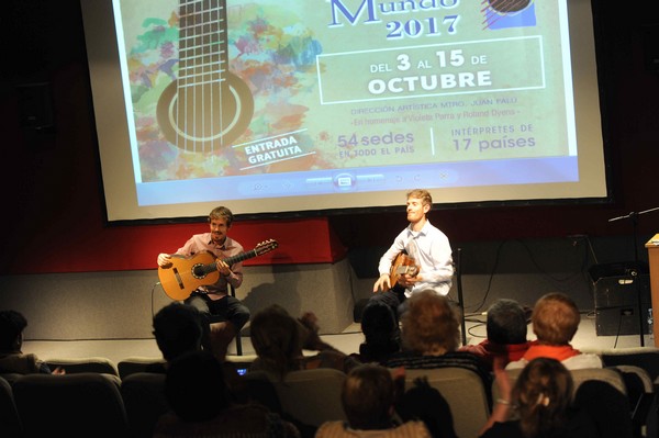 Guitarrasdelmundolaplata20171