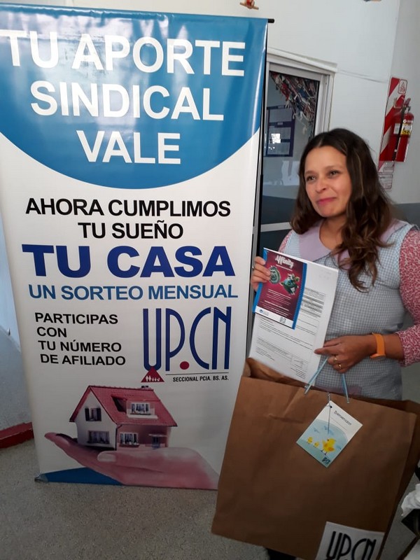 Subsecretarias Gremiales Docentes visitaron a ganadora de una de las viviendas del Plan “Primero La Casa