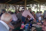 Asado de camaradería con trabajadores del Ministerio de Asuntos Agrarios