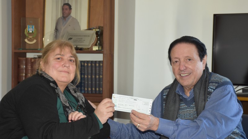 UPCN entregó un nuevo premio a afiliada ganadora del Plan Primero La Casa