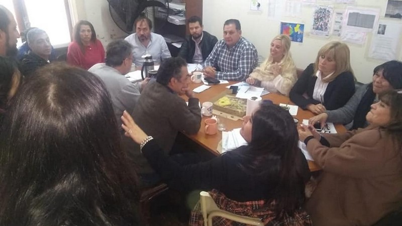 El secretario de Interior encabezó un reunió con los subsecretarios zonales