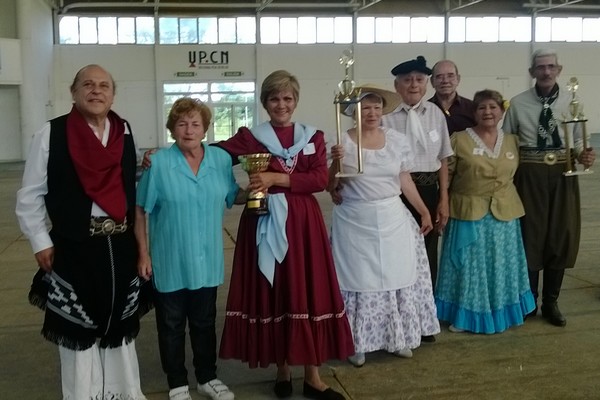 El centro de jubilados organizó un torneo de disciplinas culturales