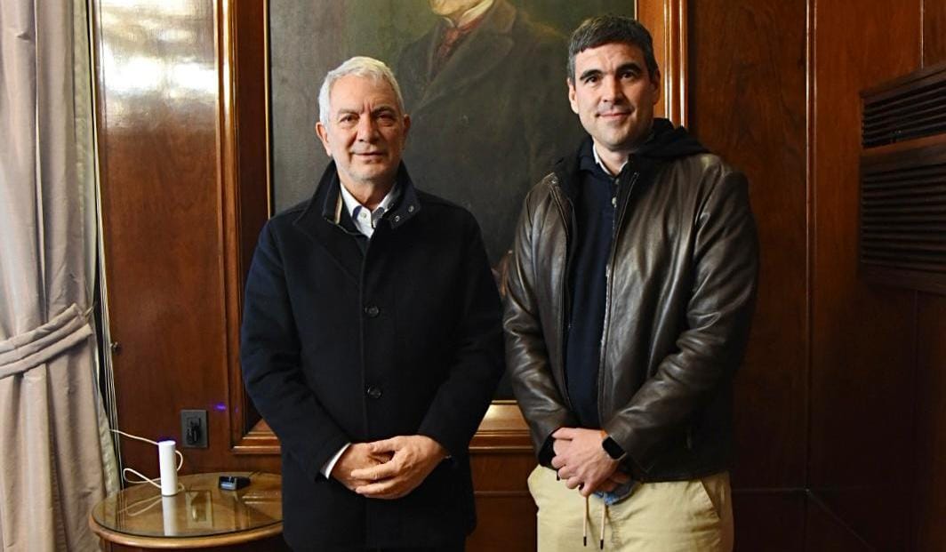 UPCNBA acordó un aumento salarial del 5% para trabajadores municipales de La Plata