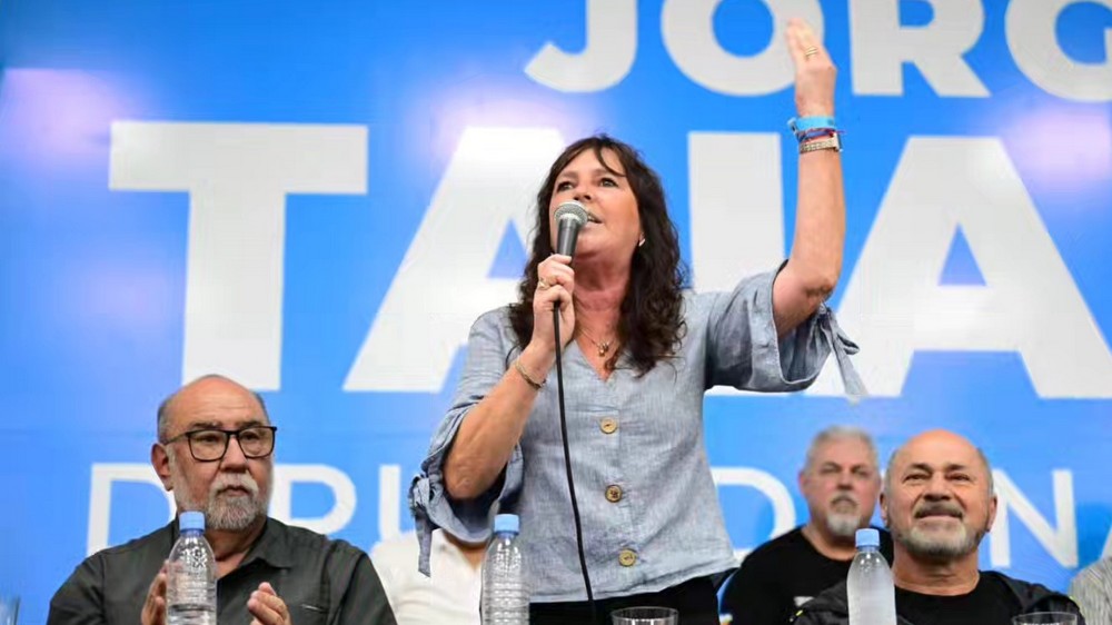 Fabiola Mosquera participó del acto por el Día de la Lealtad en Ensenada