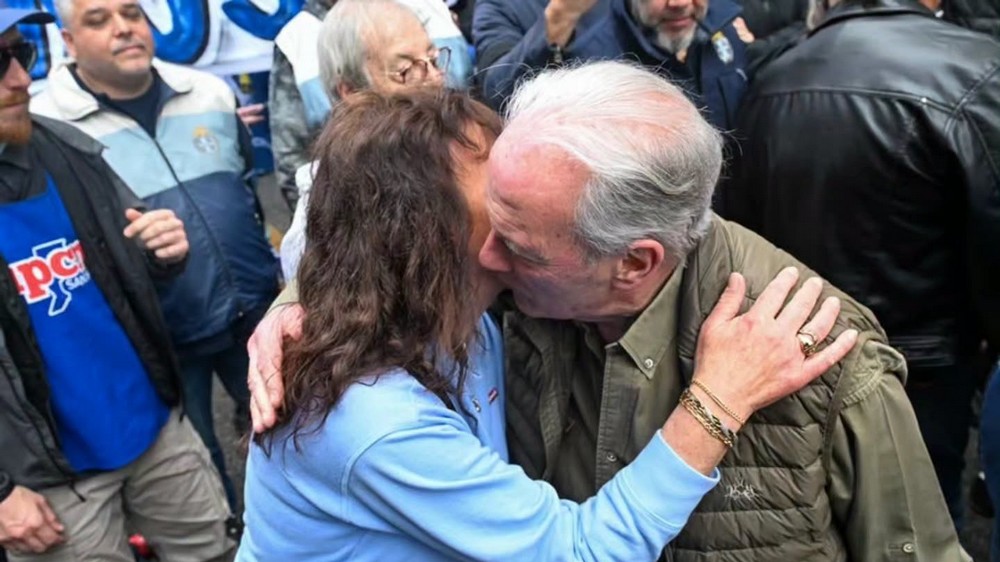 Andrés Rodríguez y Fabiola Mosquera encabezaron la participación de UPCN en la movilización de la CGT