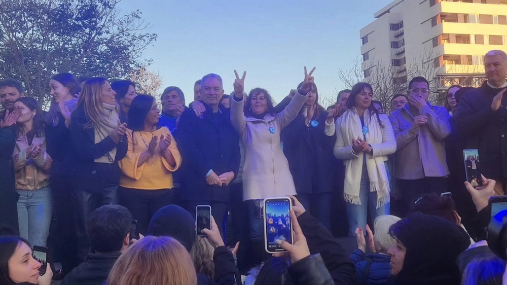 Fabiola Mosquera asistió al cierre de campaña en La Plata del Frente Fuerza Patria