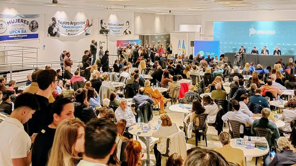 UPCNBA participó de la apertura de la Expo FITBA 2026 en el Teatro Argentino de La Plata