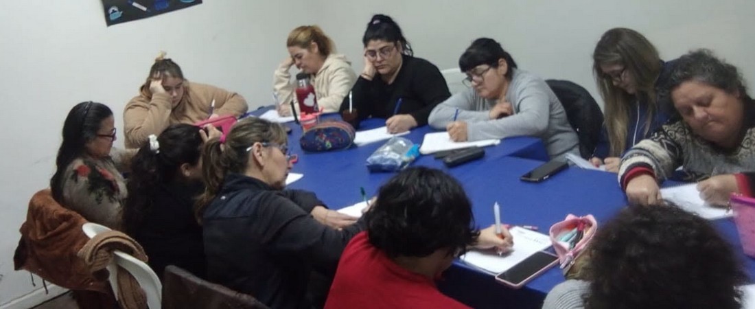 Comenzó el curso de Patronista y Confeccionista de Lencería y Corsetería en la subsede Campana del CFL N° 404 de Tigre